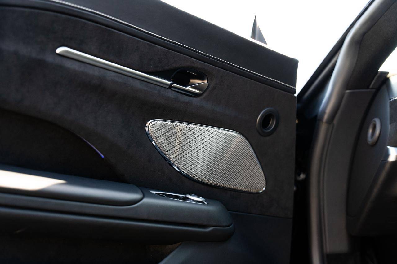 VANTAGE Vantage Coup&eacute; V8 665cv &mdash; 15