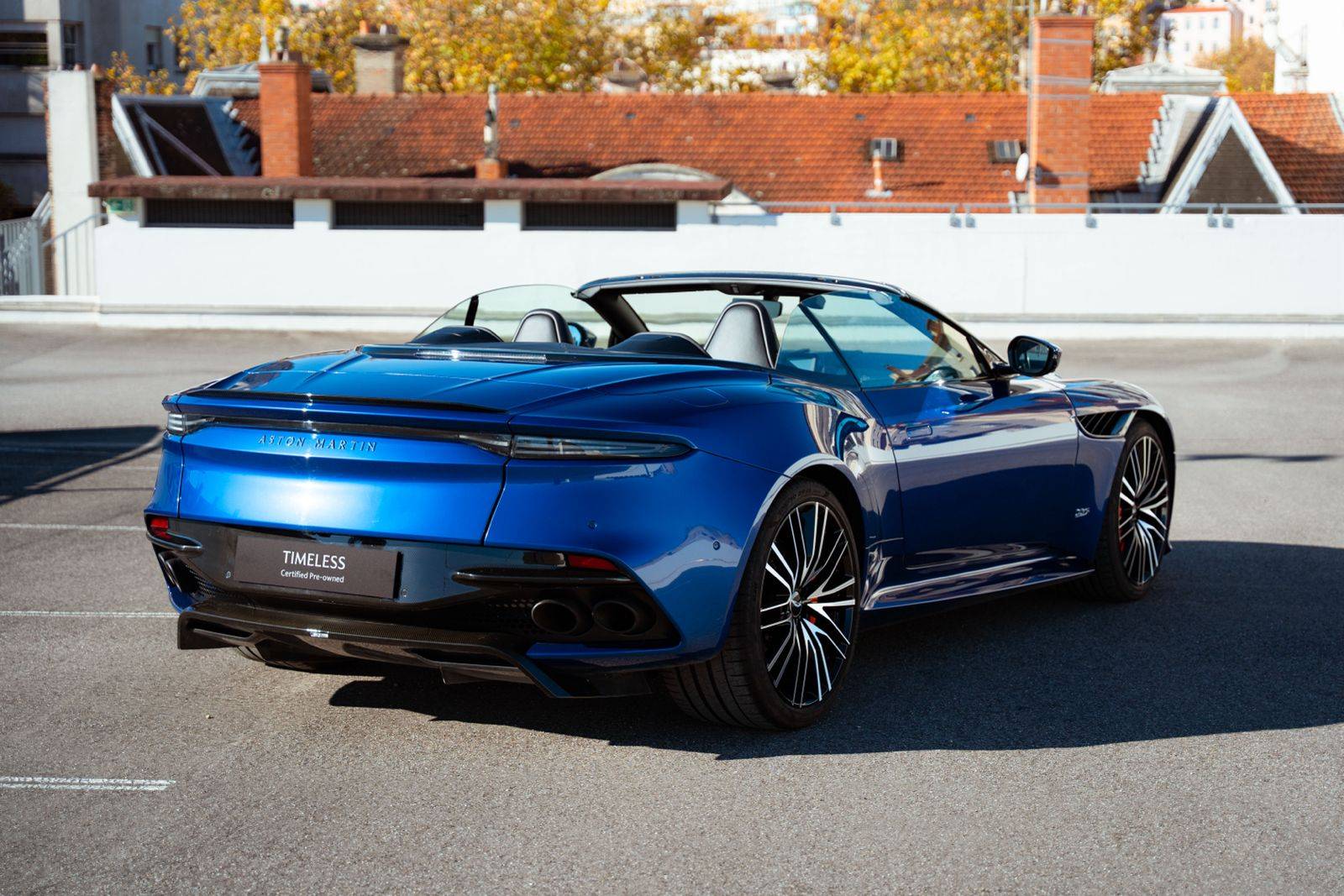 DBS VOLANTE DBS Superleggera Volante 5,2 Biturbo V12 &mdash; 10