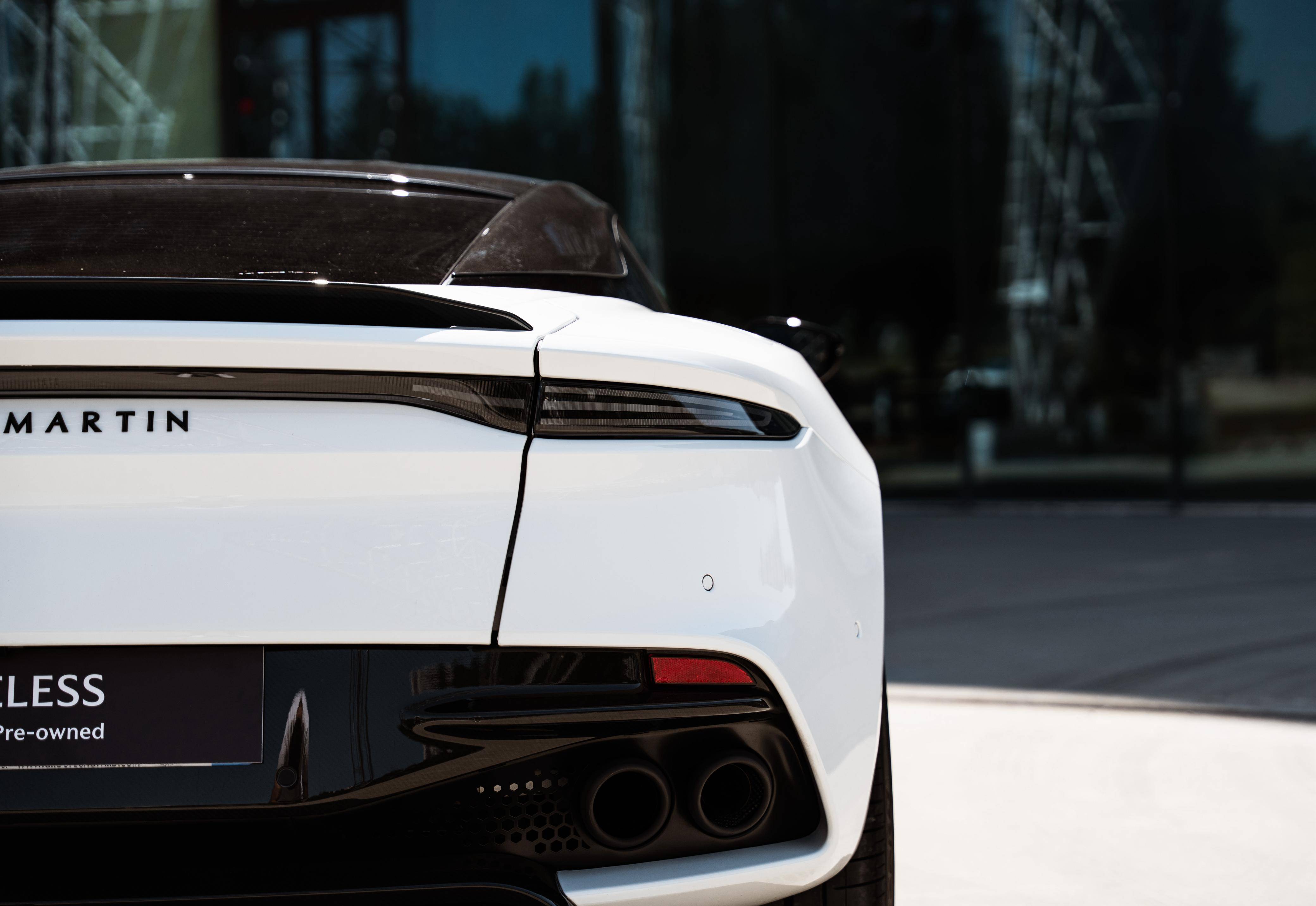 DBS DBS Coup&eacute; 5.2 Biturbo V12 &mdash; 17