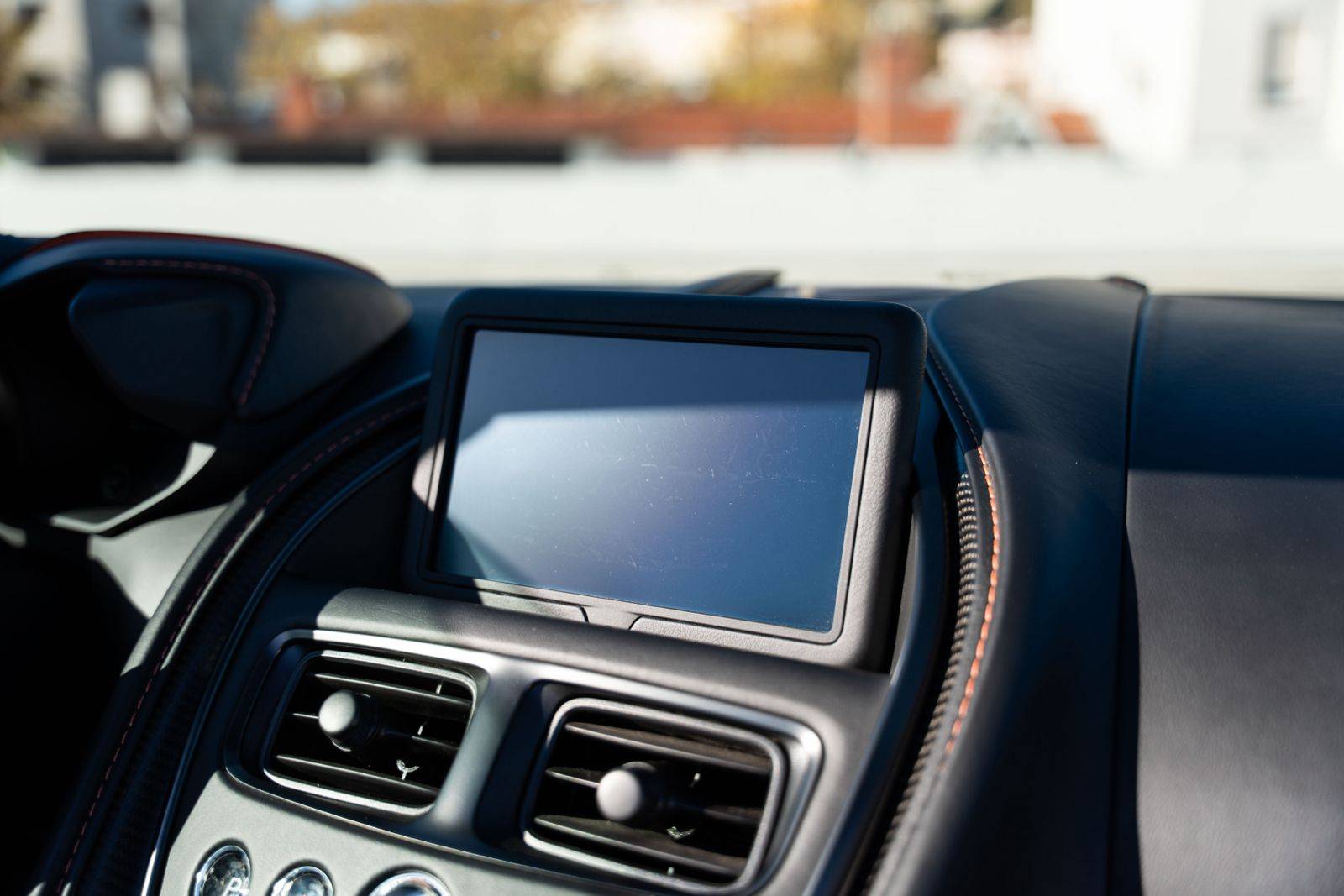 DBS VOLANTE DBS Superleggera Volante 5,2 Biturbo V12 &mdash; 19