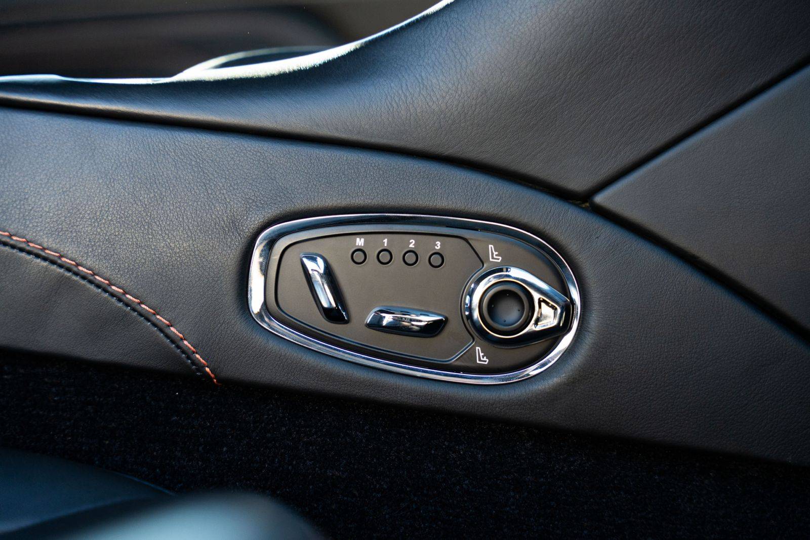 DBS VOLANTE DBS Superleggera Volante 5,2 Biturbo V12 &mdash; 20