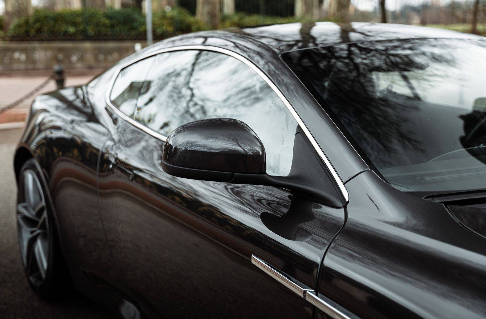 VIRAGE Virage Coup&eacute; V12 &mdash; 11