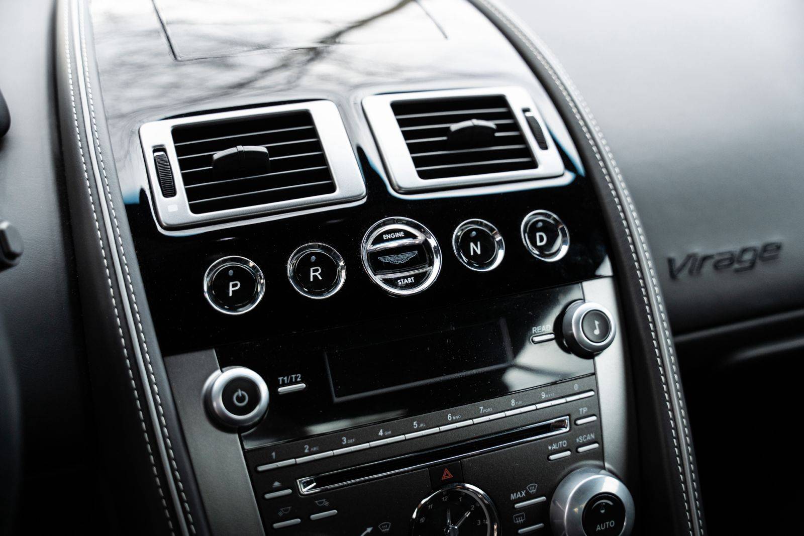 VIRAGE Virage Coup&eacute; V12 &mdash; 20