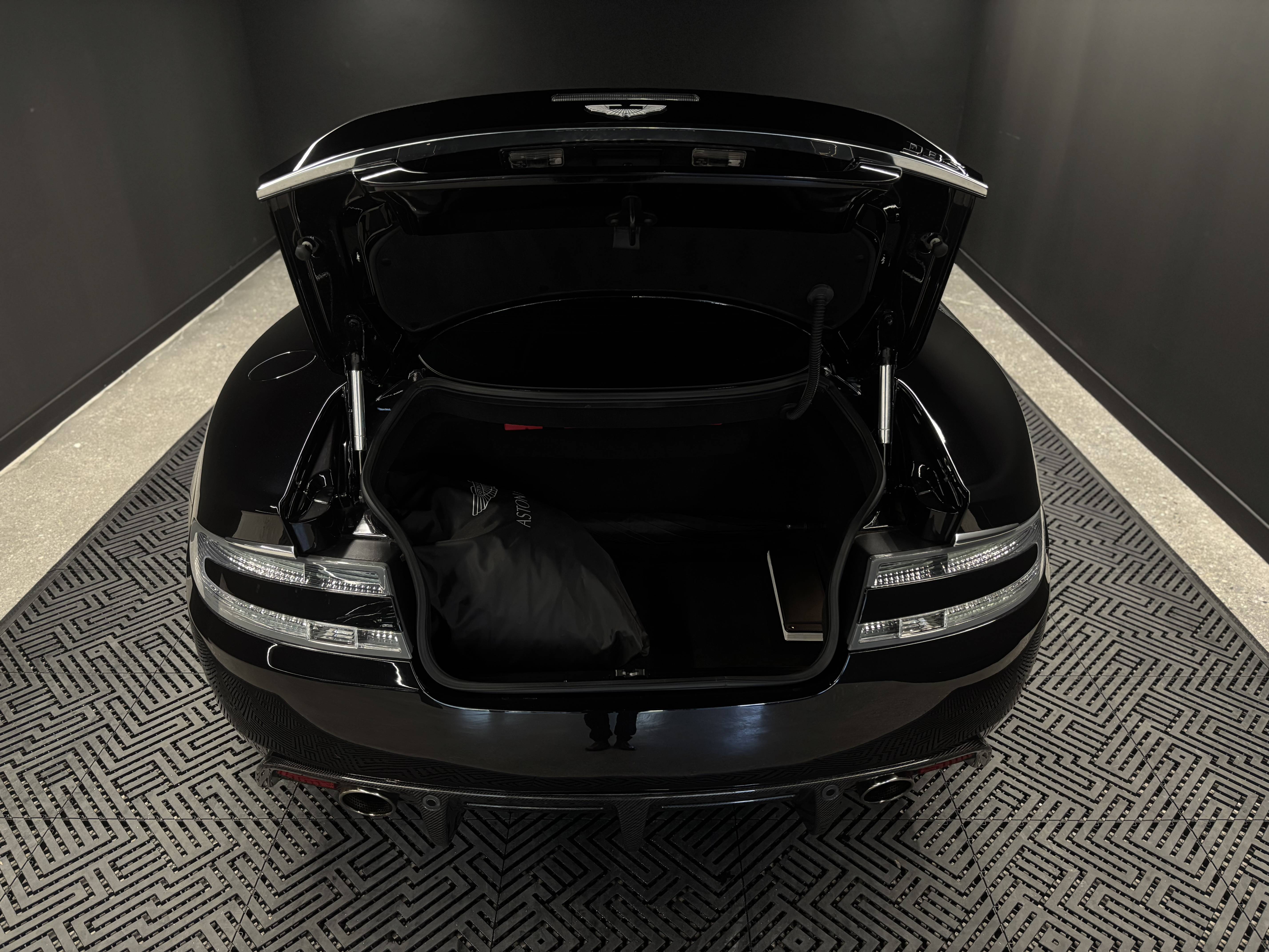DBS DBS &mdash; 5