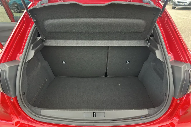 Image secondaire du véhicule 13