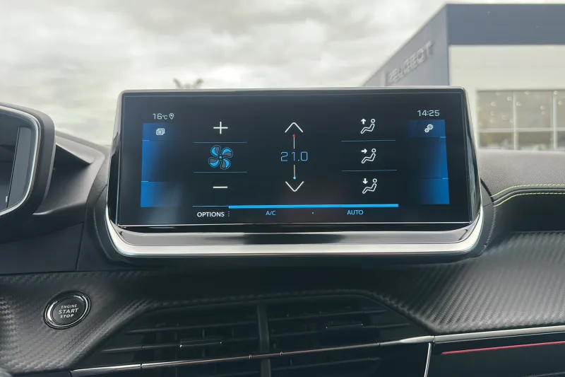 Image secondaire du véhicule 24