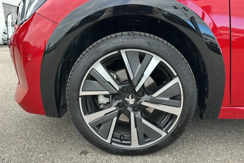 Image secondaire du véhicule 44