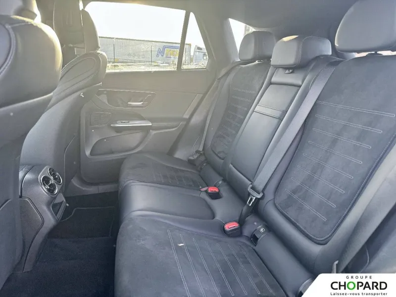 Image secondaire du véhicule 19