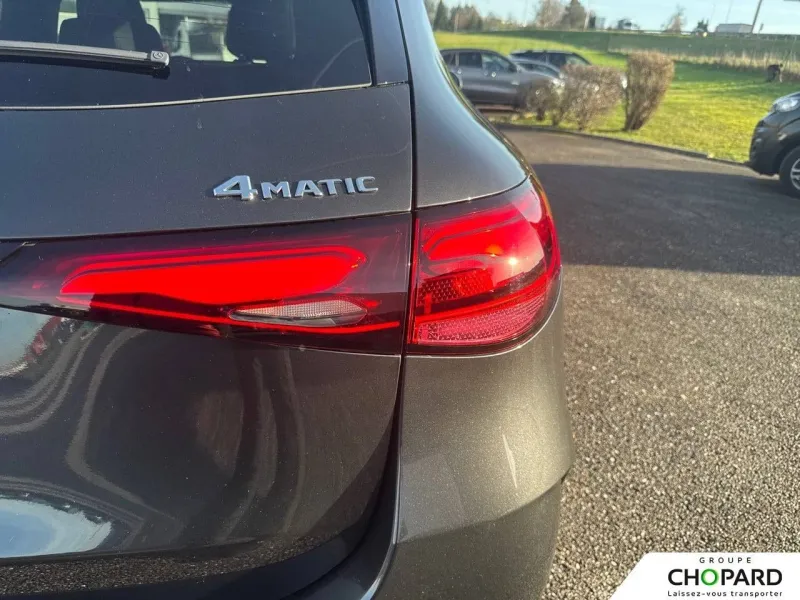 Image secondaire du véhicule 24