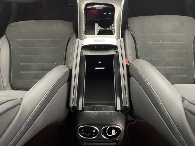 Image secondaire du véhicule 31