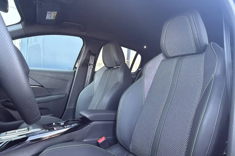 Image secondaire du véhicule 13