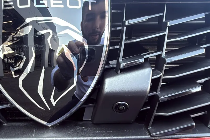 Image secondaire du véhicule 24