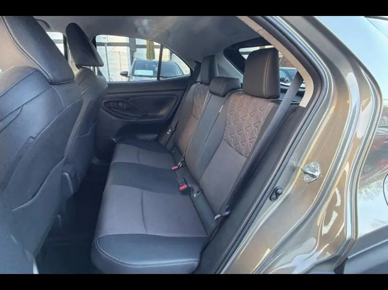 Image secondaire du véhicule 12