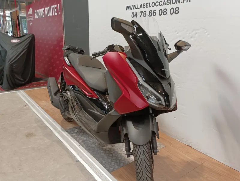 Image secondaire du véhicule 3