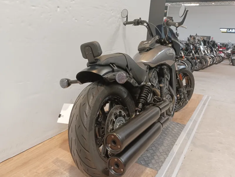 Image secondaire du véhicule 4