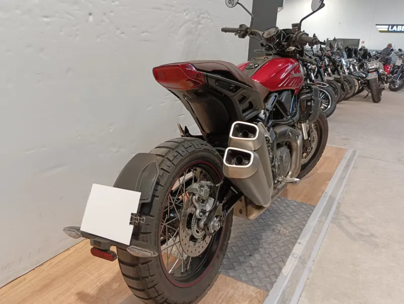 Image secondaire du véhicule 4