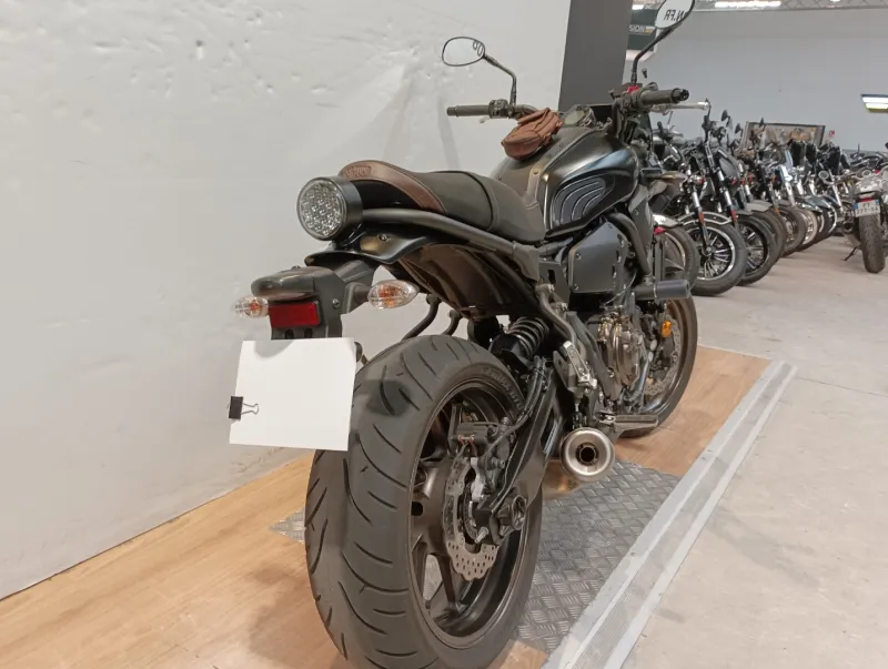 Image secondaire du véhicule 4