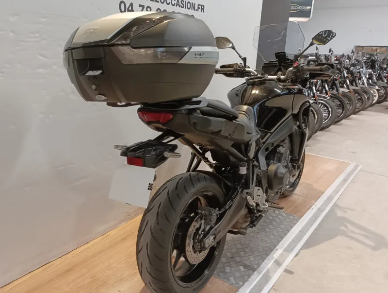 Image secondaire du véhicule 4