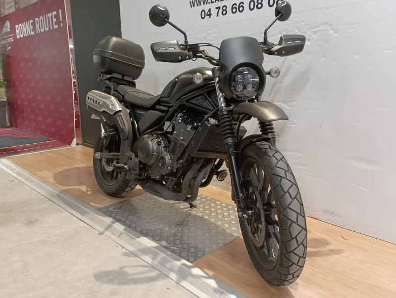 Image secondaire du véhicule 3