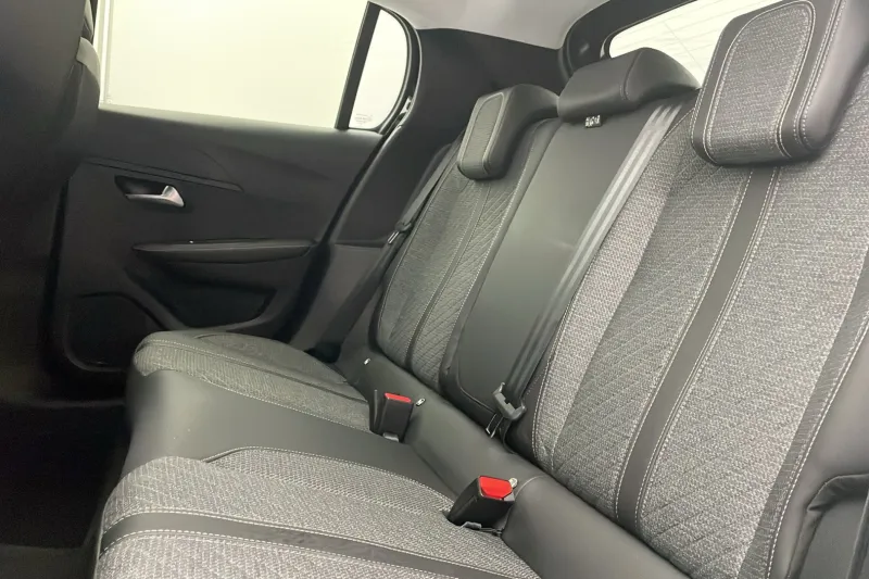 Image secondaire du véhicule 15