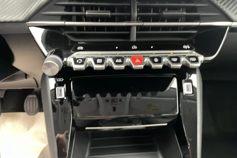 Image secondaire du véhicule 17