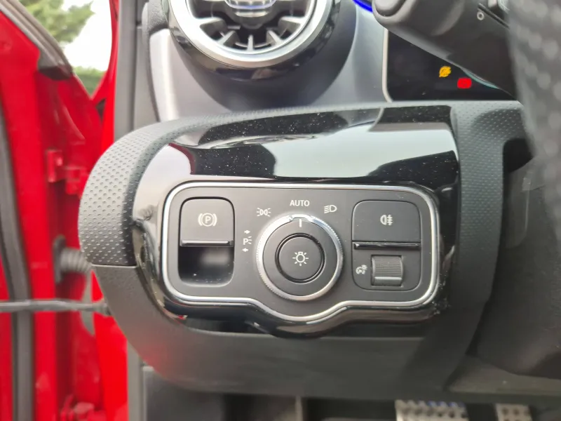 Image secondaire du véhicule 17