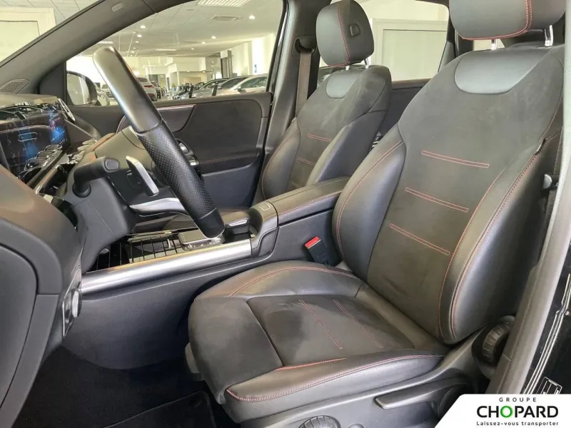 Image secondaire du véhicule 12