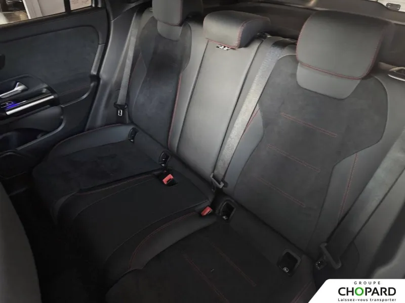 Image secondaire du véhicule 24