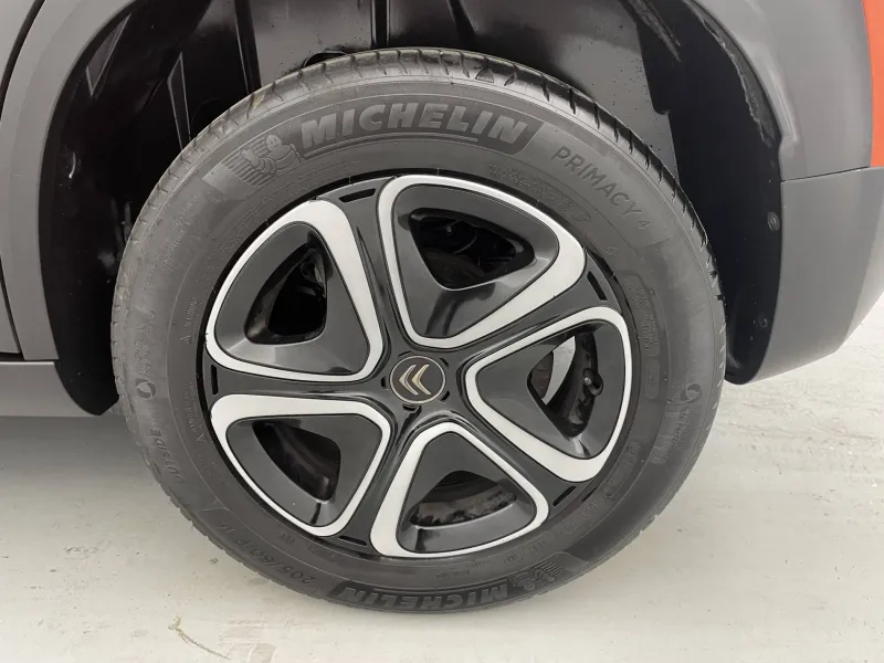 Image secondaire du véhicule 42