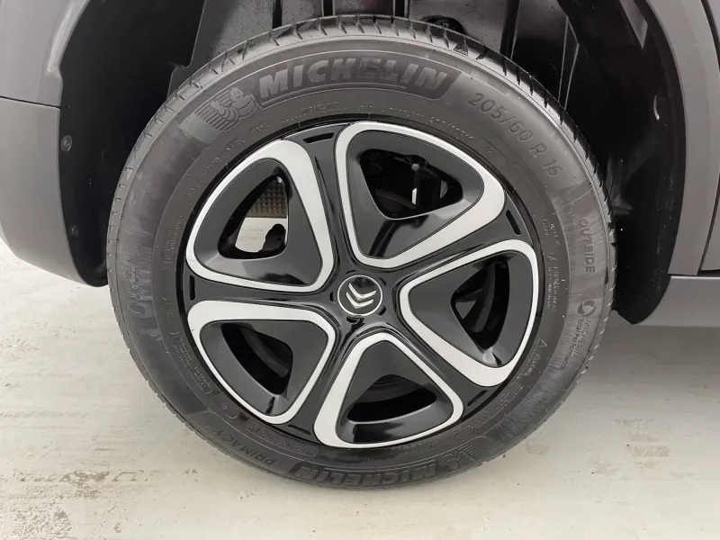 Image secondaire du véhicule 45