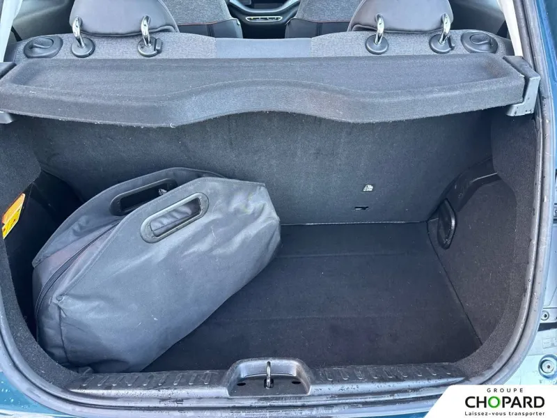 Image secondaire du véhicule 9