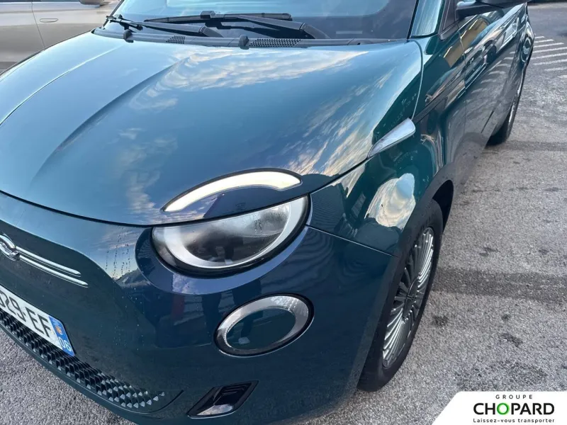 Image secondaire du véhicule 24