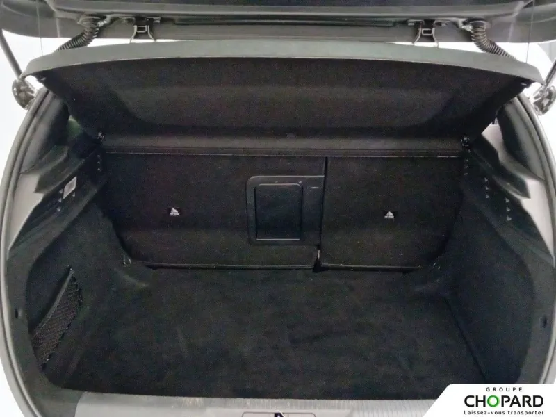 Image secondaire du véhicule 4