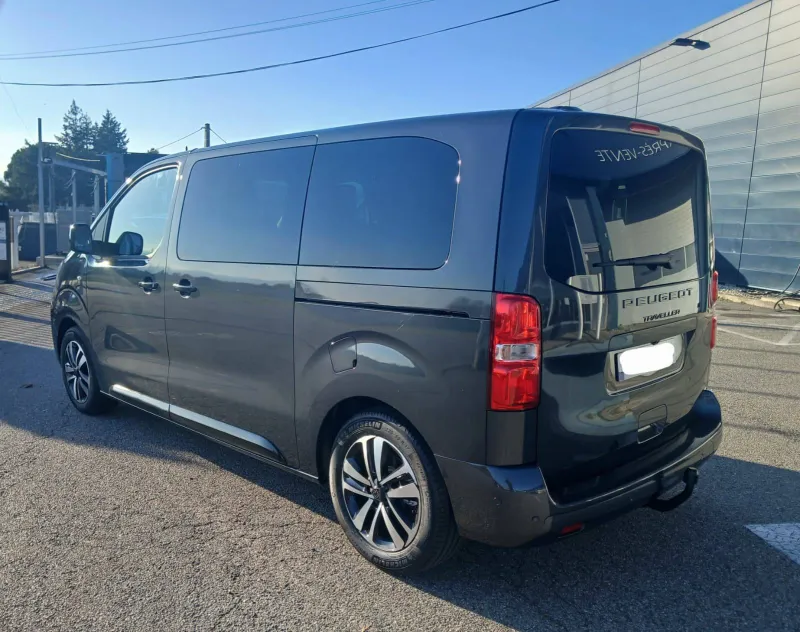 Image secondaire du véhicule 8