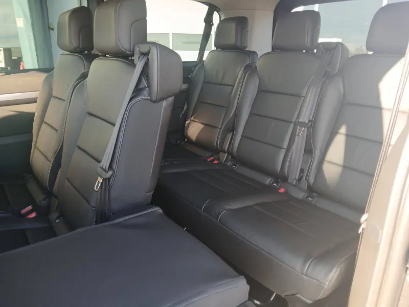 Image secondaire du véhicule 10