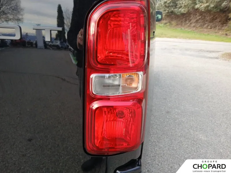 Image secondaire du véhicule 24