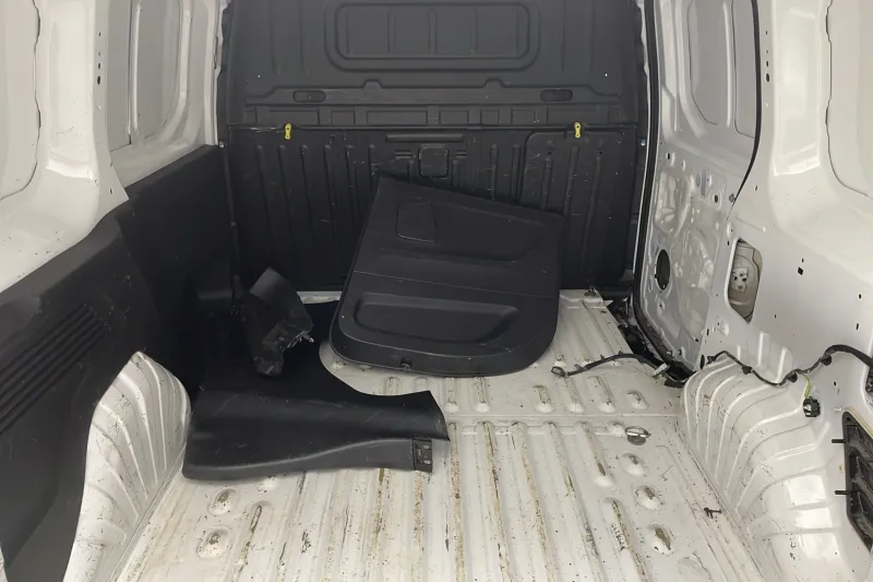 Image secondaire du véhicule 13