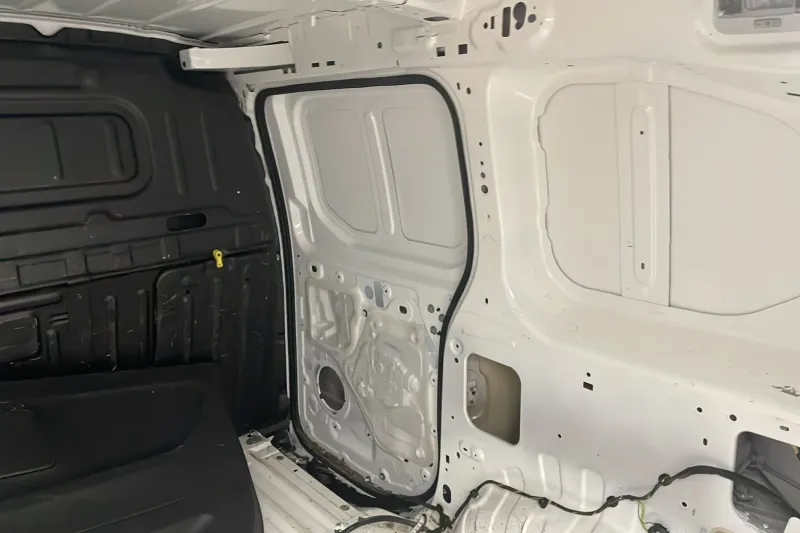 Image secondaire du véhicule 15