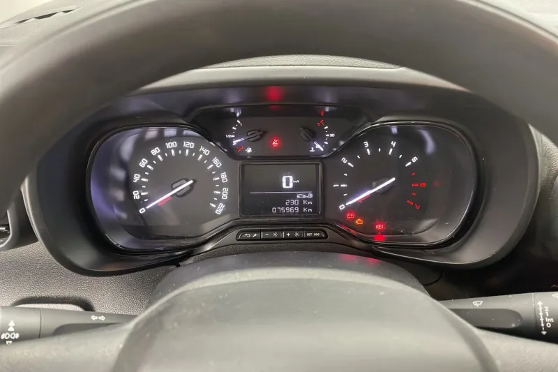 Image secondaire du véhicule 18