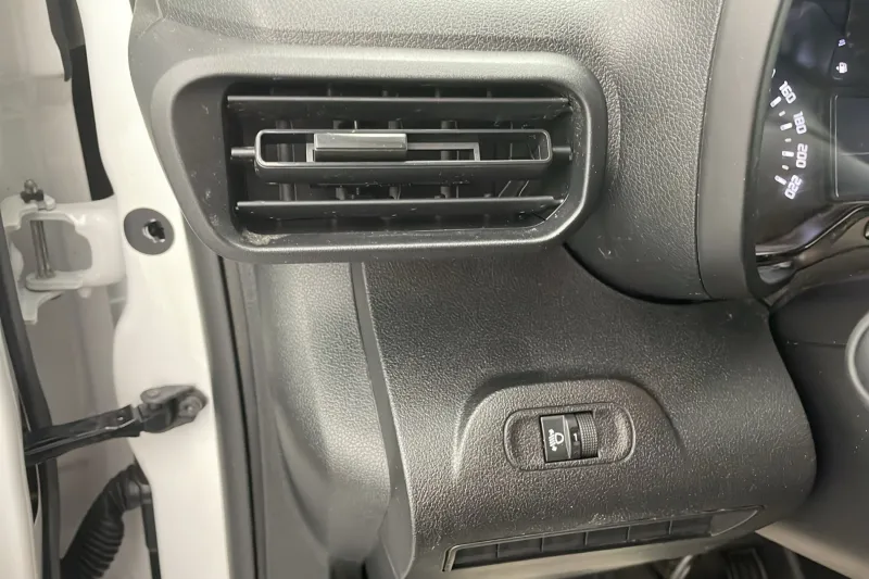 Image secondaire du véhicule 22