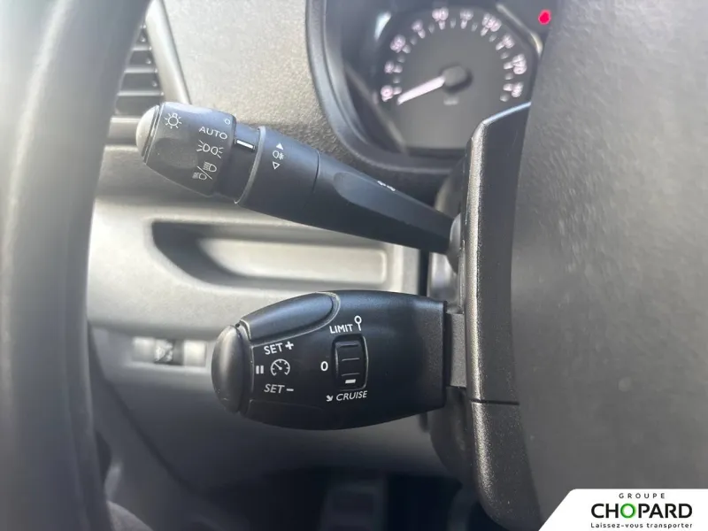 Image secondaire du véhicule 17