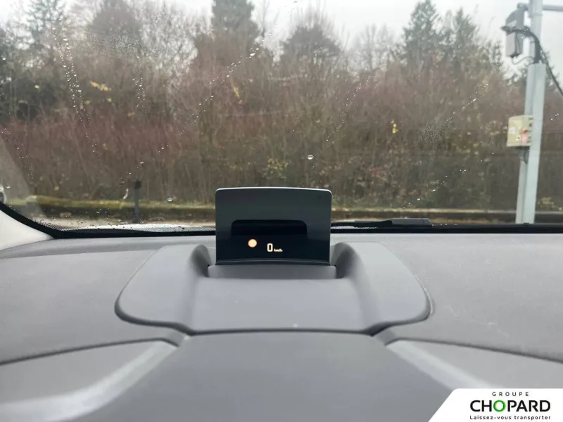 Image secondaire du véhicule 9