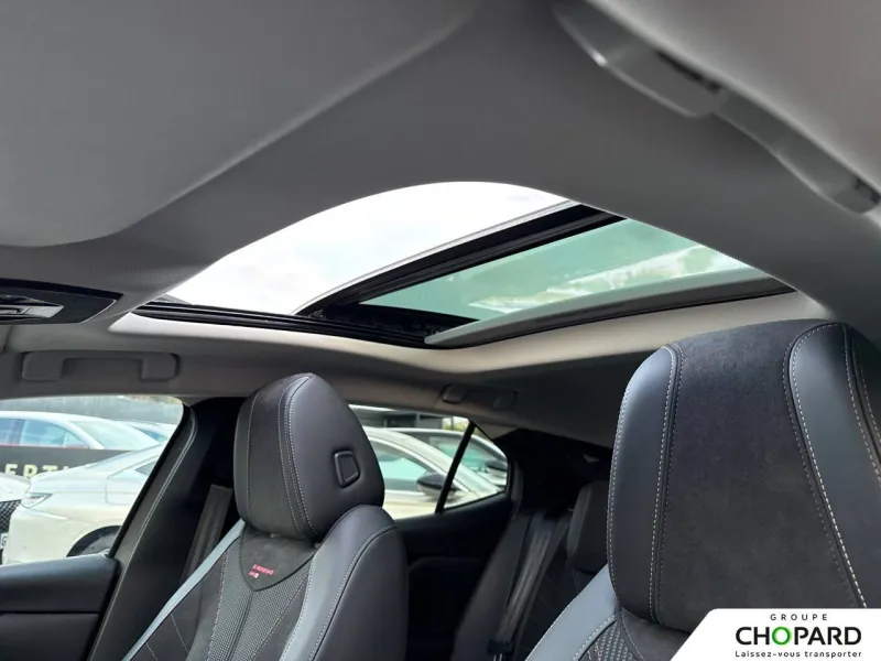 Image secondaire du véhicule 19