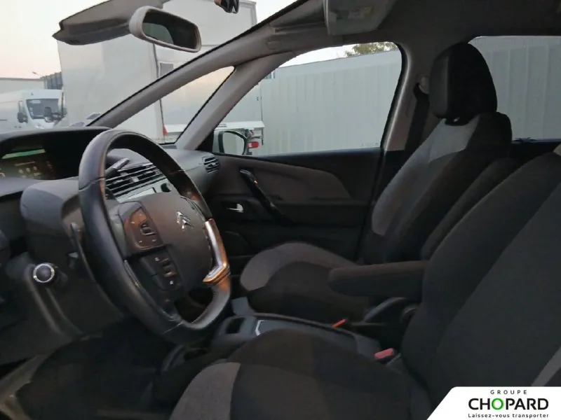 Image secondaire du véhicule 11