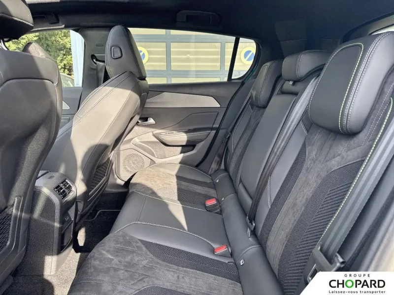 Image secondaire du véhicule 19