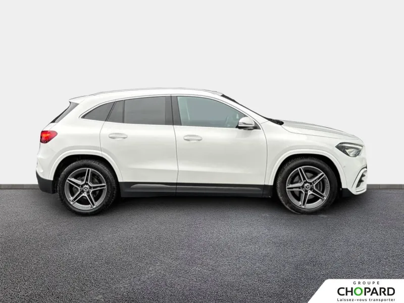 Image secondaire du véhicule 10