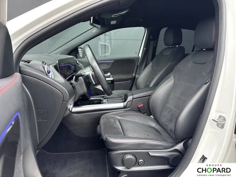 Image secondaire du véhicule 12