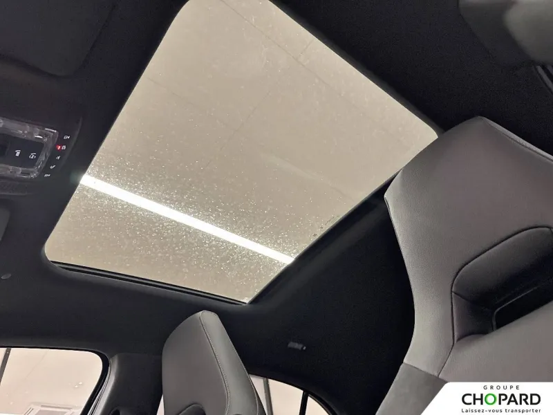 Image secondaire du véhicule 22