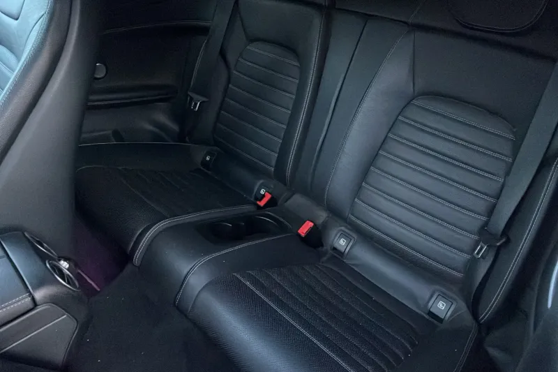 Image secondaire du véhicule 12