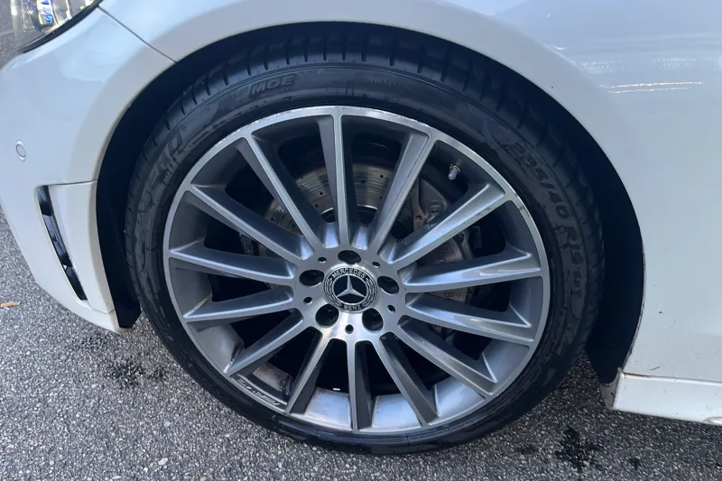 Image secondaire du véhicule 14